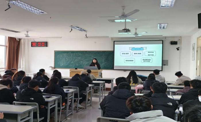 谈球吧体育频道图片