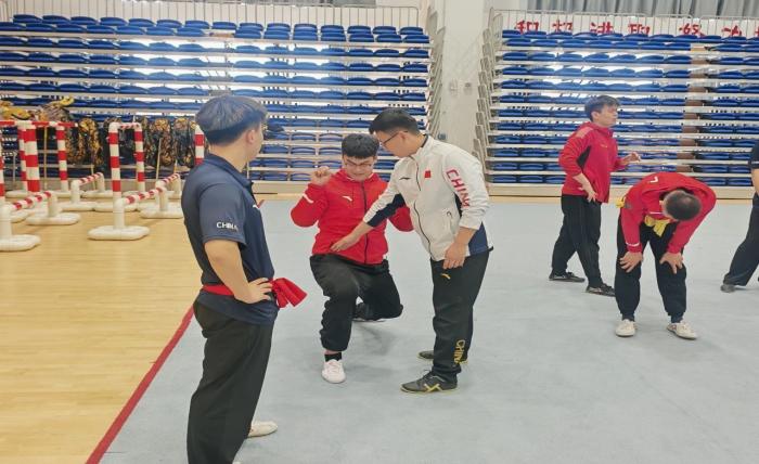 谈球吧客户端图片