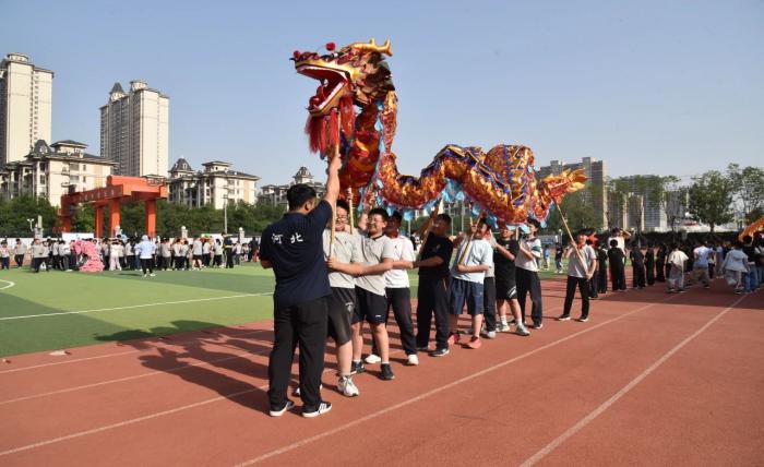 谈球吧手机版图片