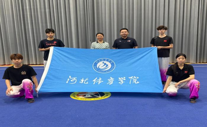 谈球吧超级联赛图片